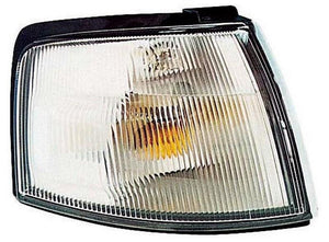 MAZDA CORNER LIGHT RH DEMIO 97 - 02
