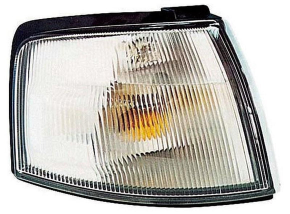 MAZDA CORNER LIGHT RH DEMIO 97 - 02